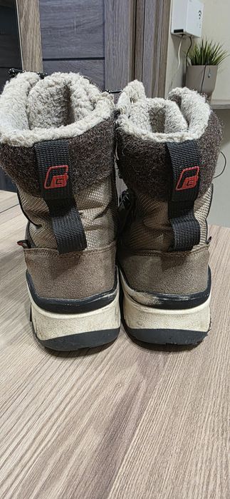 Продам ботинки unisex