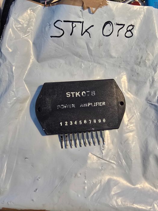 Интегрална схема STK - 078
