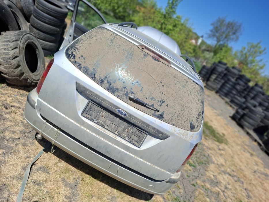 Vand haion complect stopuri st dr bara spate ford focus 1 breack an 2002