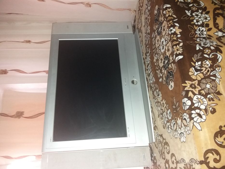 Vand televizor LCD Samsung pt piese