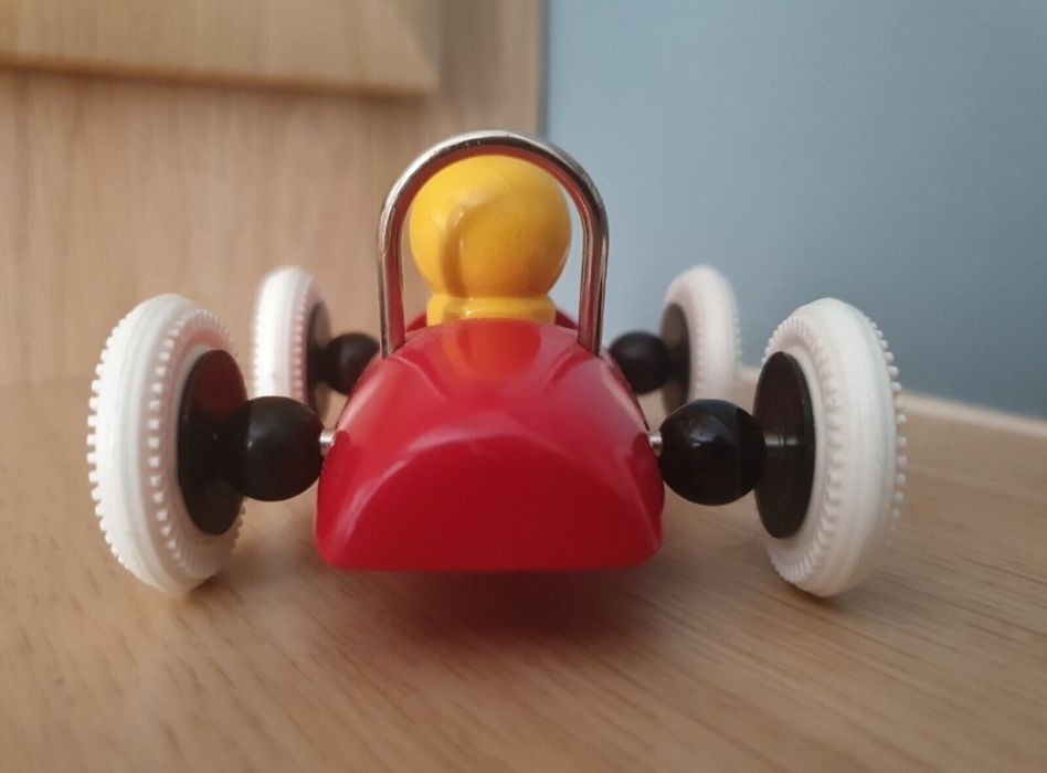 Дървена количка  BRIO/ жълта и червена/