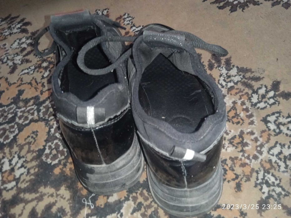 Подростковая обувь, кросовки.