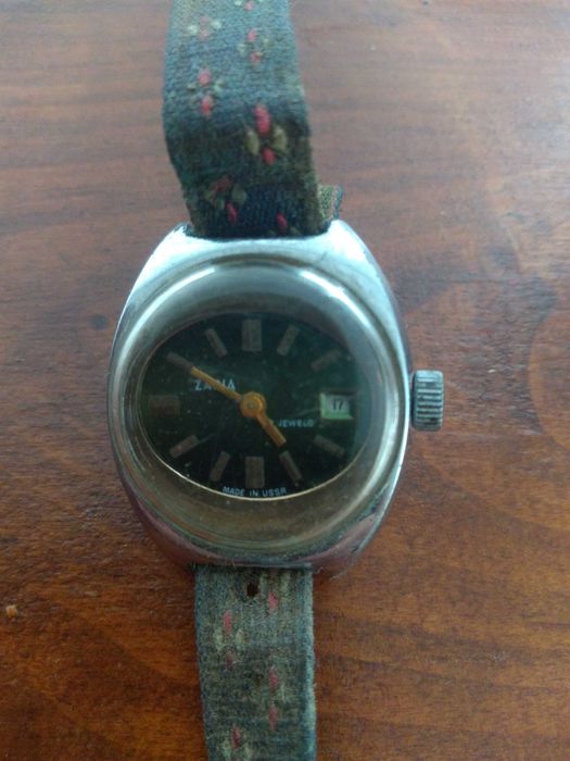 Дамски часовник от 70-те, Zaria