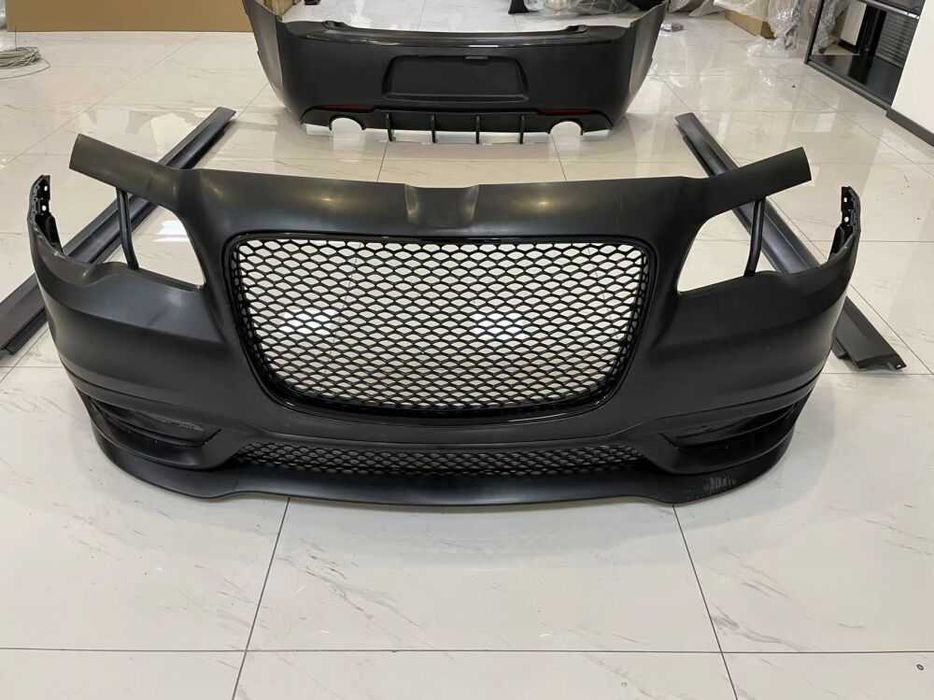 Комплект предна SRT броня с DRL и халогени за Chrysler 300C 2012- 2023