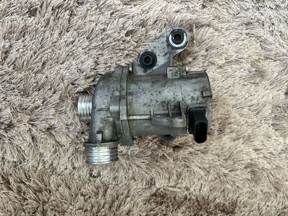 Pompa apa bmw e90 cod motor N43B20A