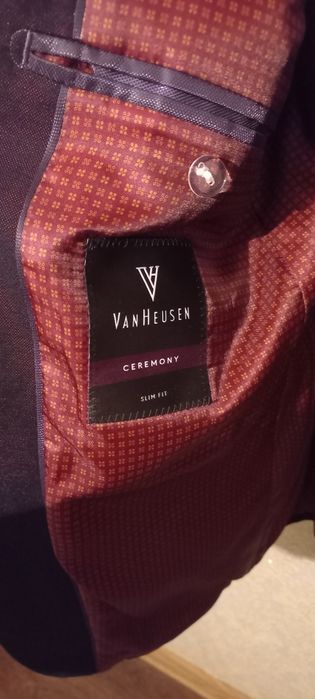Костюм классика VanHeusen