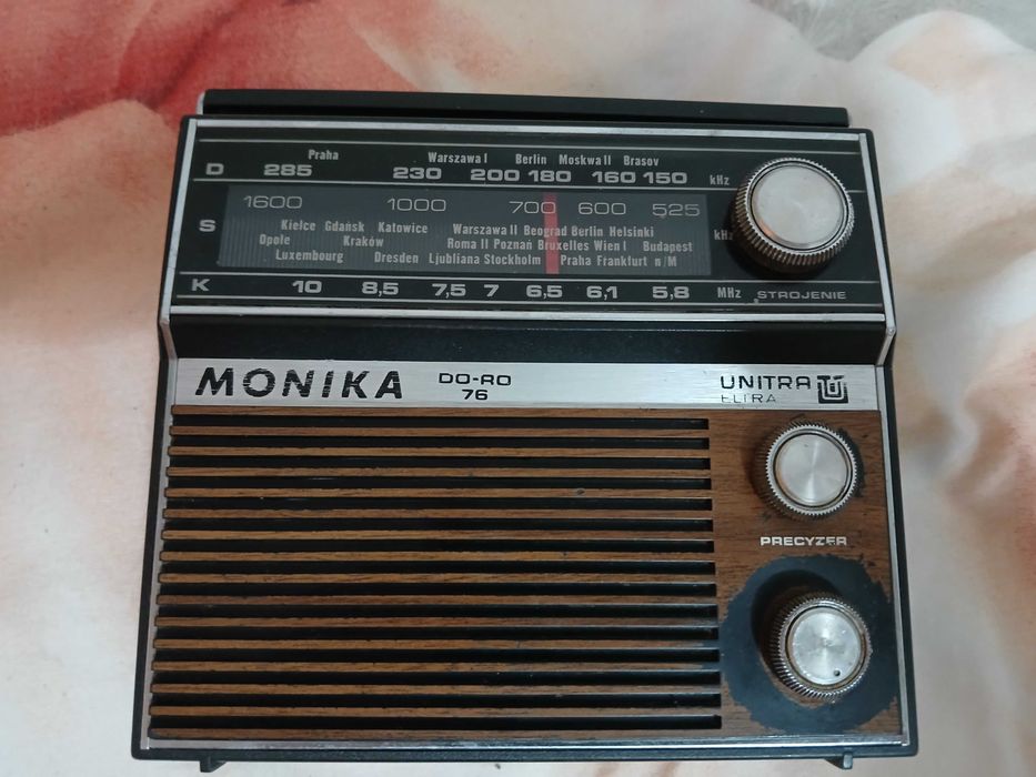 Vand aparat radio Monika Unitra Elira, pret 120 lei