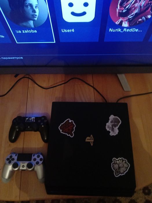 Play Station PS 4 Pro