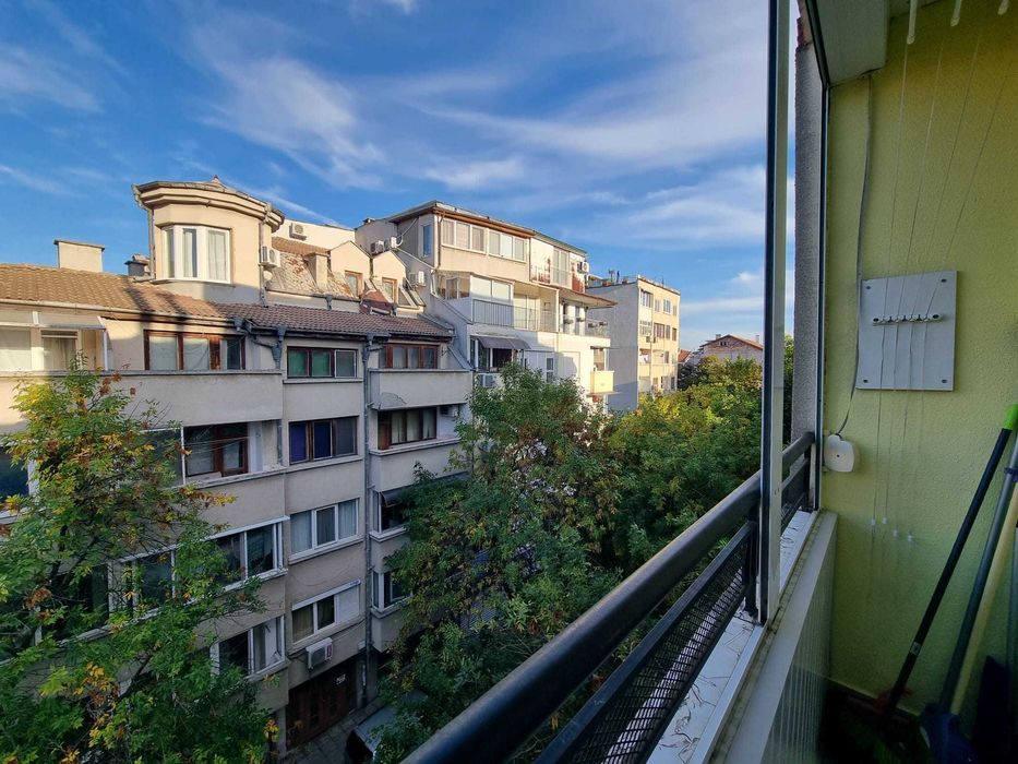 Продава се Двустаен апартамент в Бургас, Възраждане - 59 кв.м за 1916 €/кв.м - Снимка #15