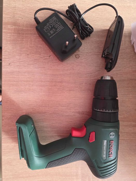 Bormasina de gaurit/surubelniță cu impact fără fir Bosch EasyImpact 18V-38