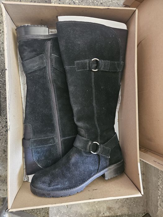 Ботуши Clarks от естествен велур 39 номер промо цена