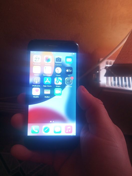 Iphone 7 32gb izpolzvan dobro sastoqnie