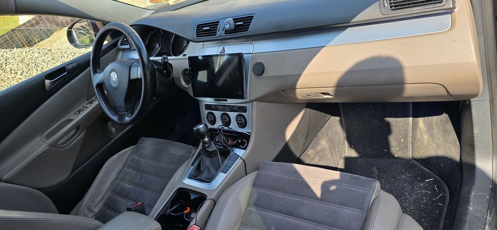 Vw Passat b6 berlina din 2009 , 2.0 diesel  ,140 cai