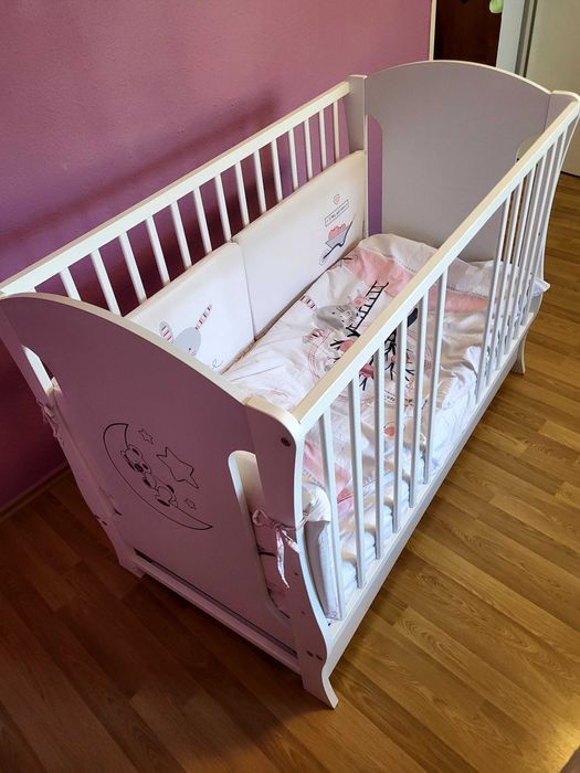 Бебешко легло ,бяло