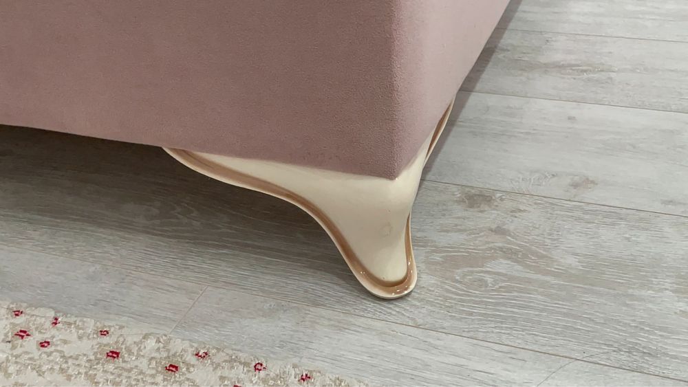 Кровать б/у в хорошем состоянии