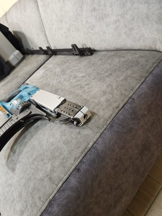 Makita DFR550Z винтоверт за лентови винтове