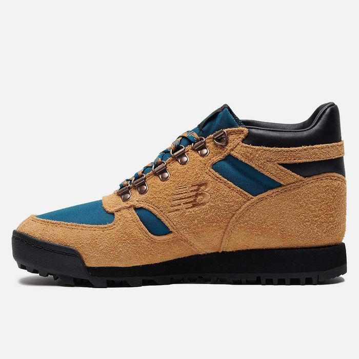 New Balance 42 р. оригинальная обувь