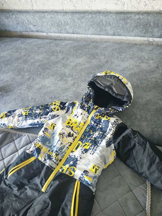 Зимний комбинезон для мальчика.