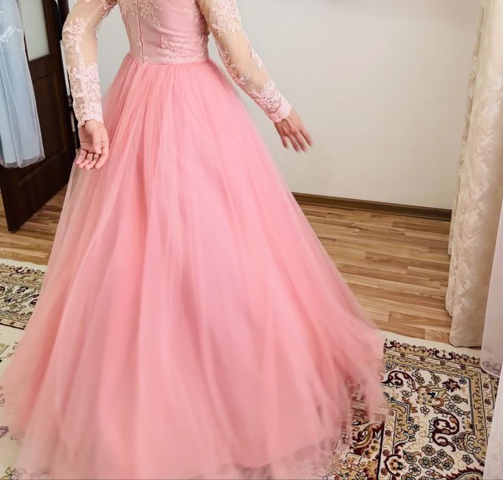 платье для выпускного вечера, торжеств