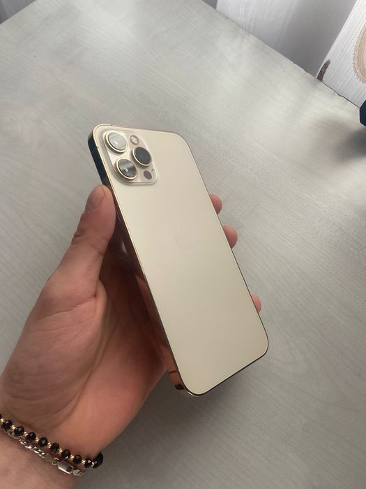 Vând iPhone 12 Pro max