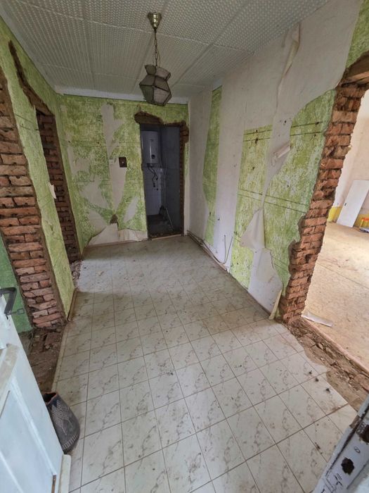 Продава се Къща в с. Карапелит, Област Добрич - 100 кв.м за 169 €/кв.м - Снимка #3