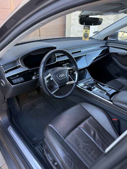 Audi A8 50 TDI 286 cp MHEV Quattro 2018