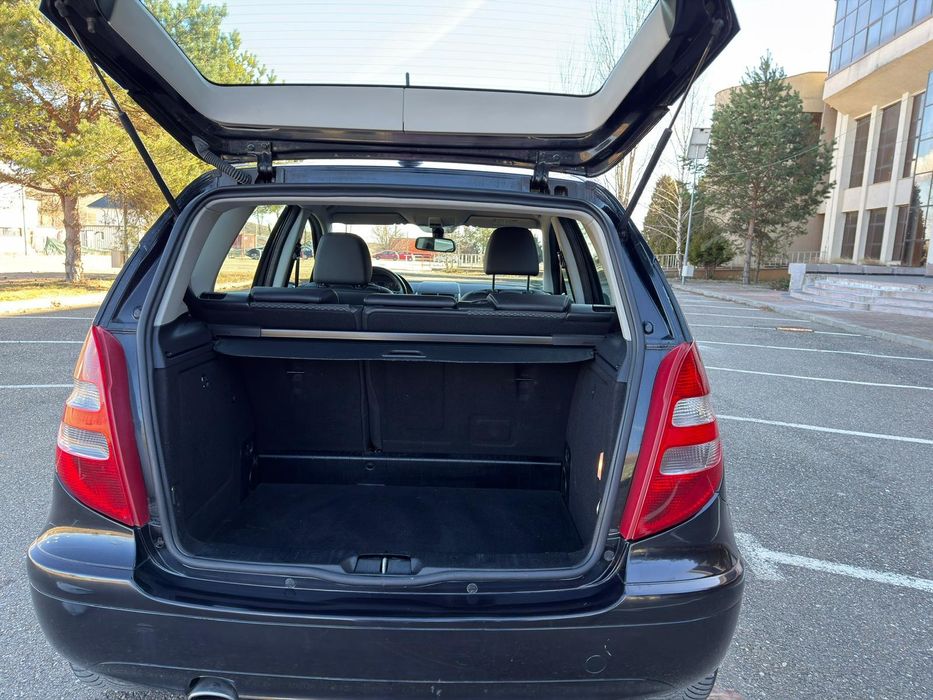 Mercedes-Benz A 160 | 2009 | 1.5 Benzină | Stare Excelentă – Elegant &