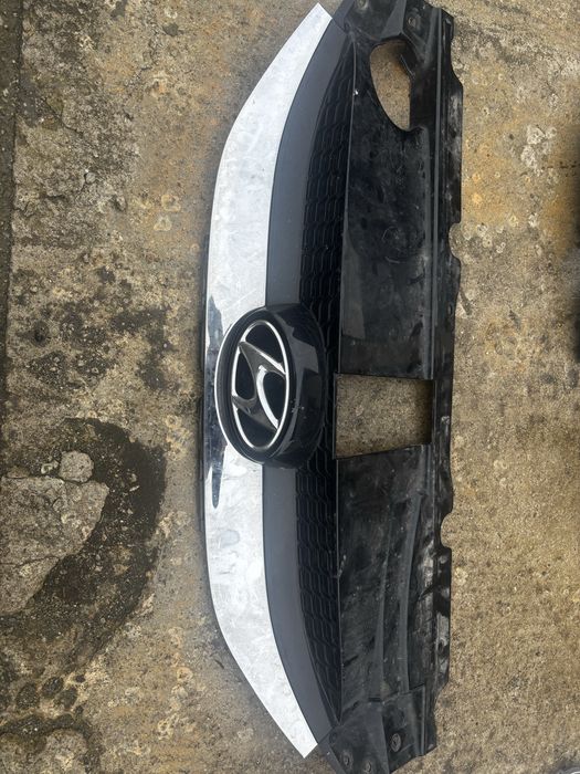 Vand accesori Hiunday ix35 bara fața
