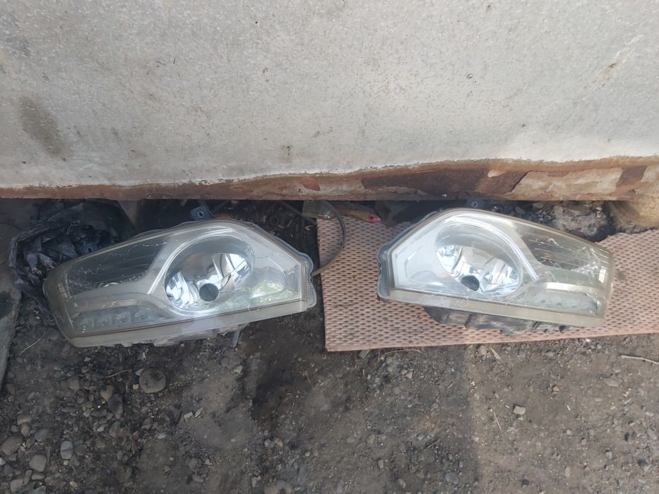 Продам фары ПАЗ Вектор
