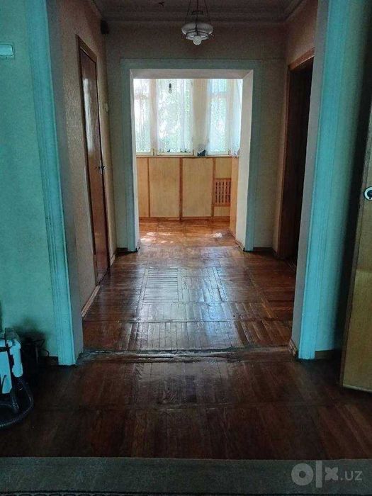 Квартира 2 комнатная 2 этаж кирпич Бобура Парк рядом Памятник