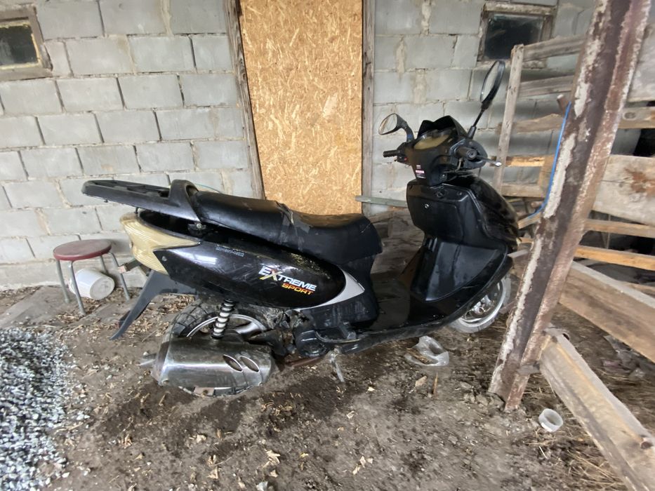 скутер 150 кубовый