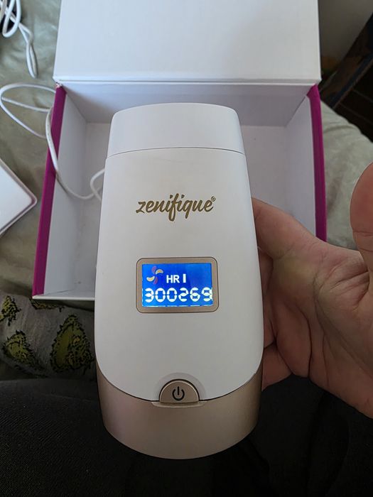 Epilator IPL Zenifique, 700.000 pulsații, aproape nou