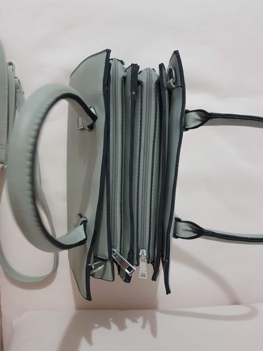 Poseta gri dama,ca noua,purtata de 2 ori