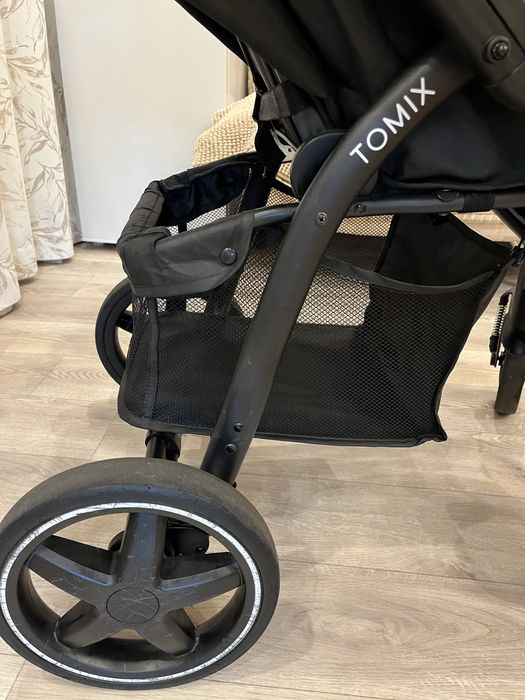 Прогулочная коляска Tomix