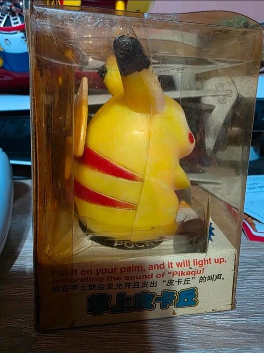 1998 Pokemon electronic Pikachu new nintendo Tomy vintage