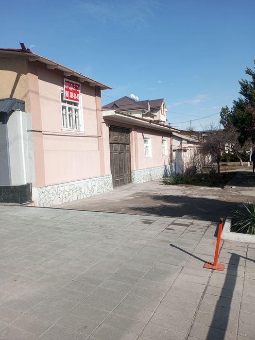 Uy sotiladi 1 Chi liniya yòlli yuzida