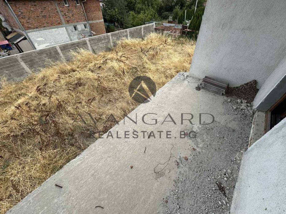 Продава се Къща в с. Царацово, Област Пловдив - 438 кв.м за 953 €/кв.м - Снимка #15