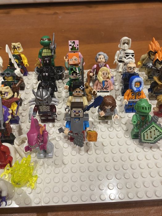 Минифигурки лего