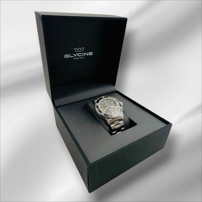 Glycine Combat Sub Automatic – Швейцарски дайвър часовник