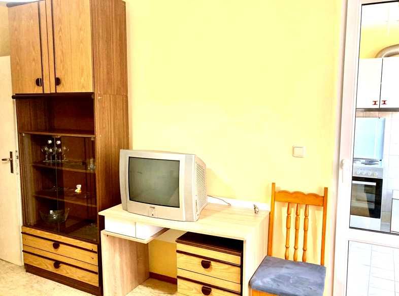 Дава се под наем Едностаен апартамент в Бургас, Славейков - 40 кв.м за 178.5 € - Снимка #3