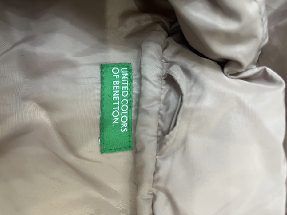 Продам демизонную куртку для девочки