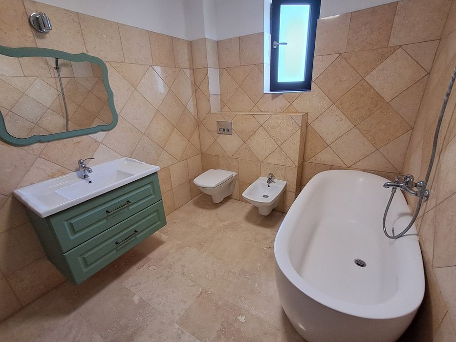 Casa 2020,zona centrala,Tg Cucu-Pod de Fier