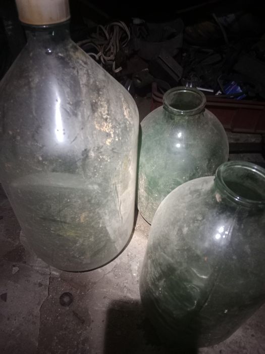 Бутыли 20.л.10.л