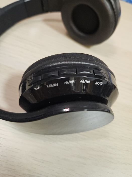 Слушалки безжични с Блутут 2.0