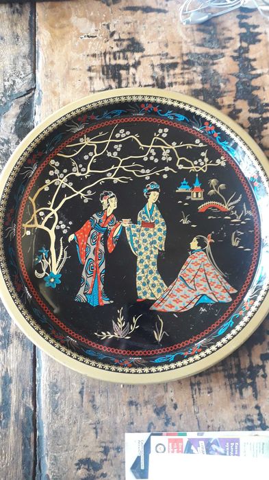 тава за декорация и сервиране с литография уникат