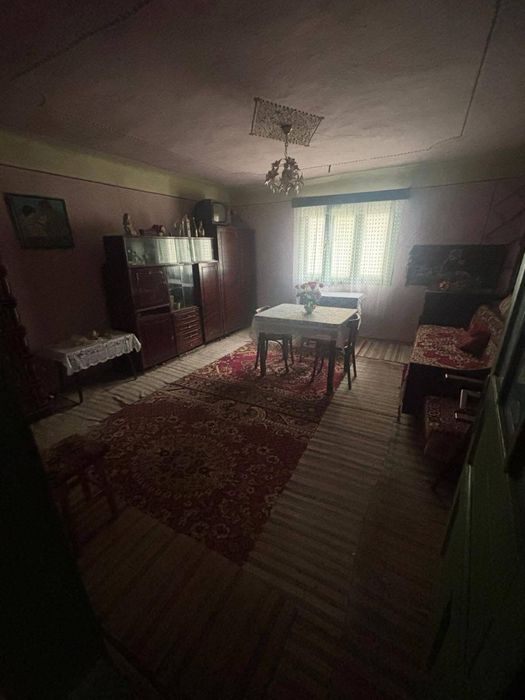 Casa la țara judetul arad ,comuna halmagiu, staul țarmure