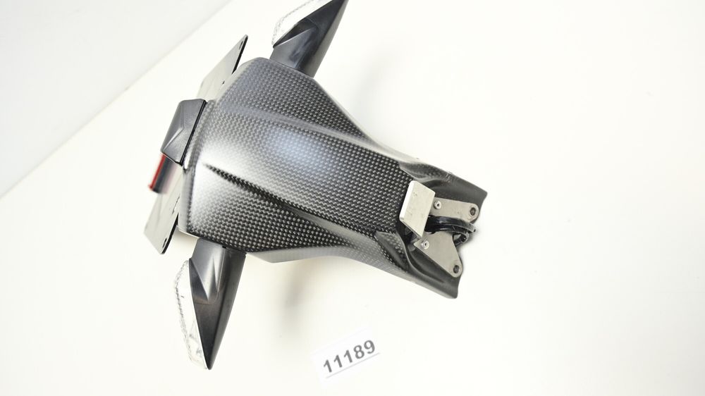 Suport Numar Inmatriculare  Carbon  Semnalizari Ilmberger Ducati