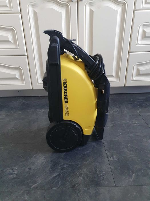 Aparat de spalat cu presiune Karcher 620M