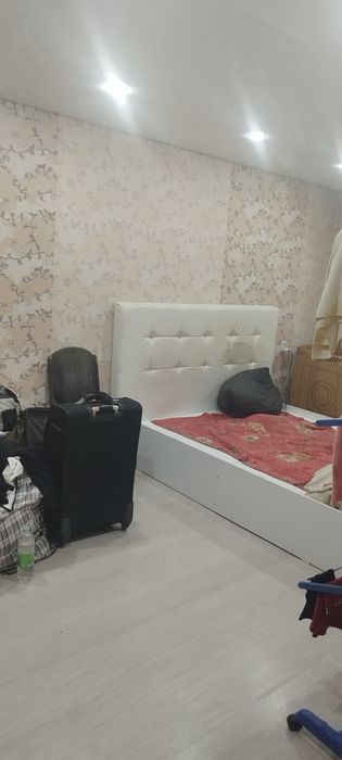 Продам квартиру трёхкомнатную