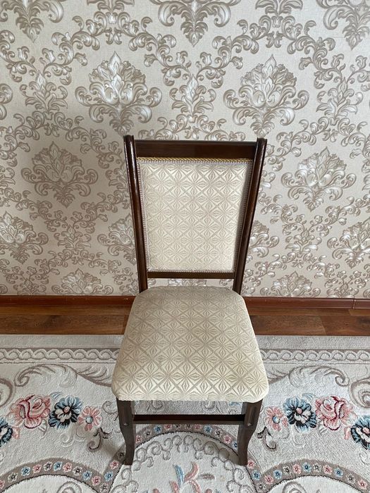 Мебель стол со 12 стулями